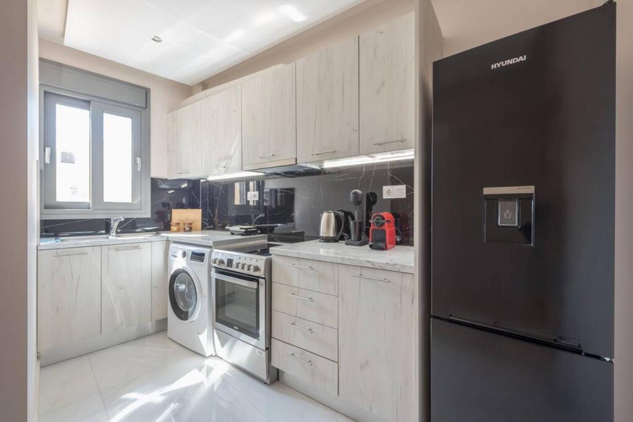 Central Mini Suite Афины Экстерьер фото
